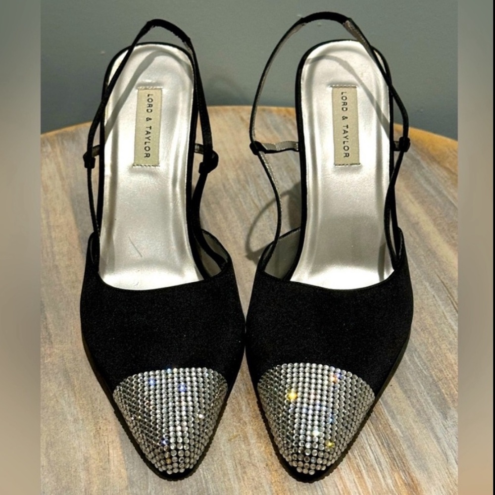 Lord & Taylor Starlett Vintage heels size 9